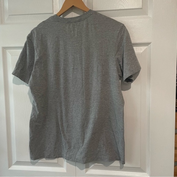 Nike soccer ⚽️. Men's Gray Short Sleeve Tee size small - Picture 4 of 8